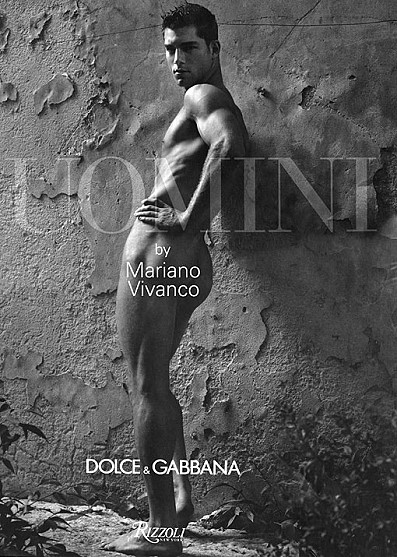 Uomini by Mariano Vivanco